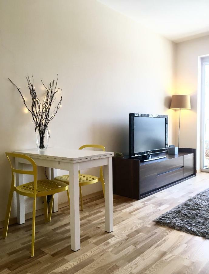 Clicktheflat Artistic Estate Apartment Варшава Экстерьер фото